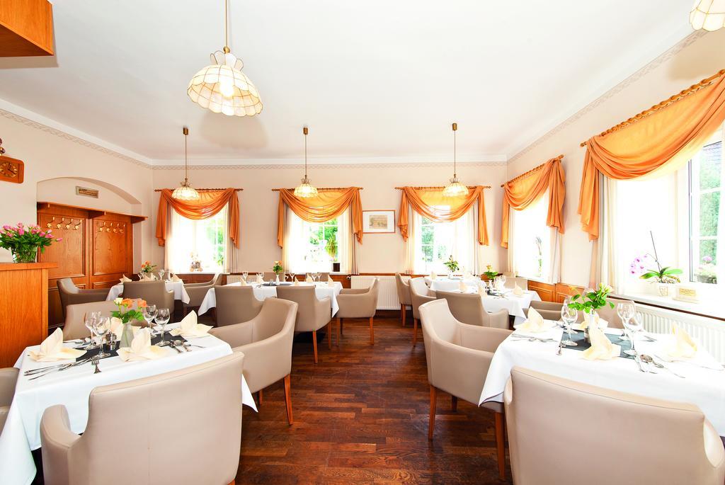 Landhotel Zum Erbgericht Stolpen Exterior foto